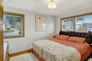 110 NE 130th Pl, Portland, OR 97230 - Photo 13