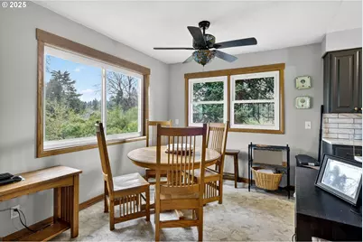 110 NE 130th Pl, Portland, OR 97230 - Photo 9