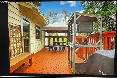 110 NE 130th Pl, Portland, OR 97230 - Photo 25
