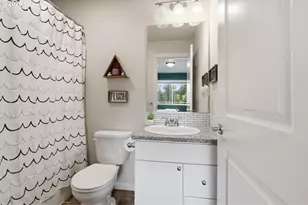14200 SW Gold Coast Terrace, Portland, OR 97224 - Photo 31