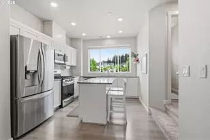 14200 SW Gold Coast Terrace, Portland, OR 97224 - Photo 13