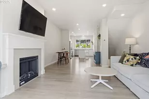 14200 SW Gold Coast Terrace, Portland, OR 97224 - Photo 7