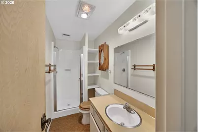 165 SE Rose St, Waldport, OR 97394 - Photo 23