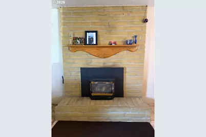 111 SE Cerrito Ct, Myrtle Creek, OR 97457 - Photo 5