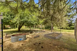 610 Sunnyside Rd, Trout Lake, WA 98650 - Photo 43