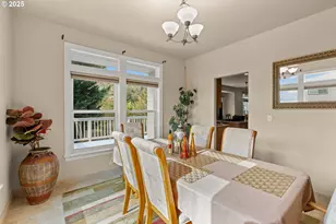 2744 NW Daysha Dr, Roseburg, OR 97471 - Photo 11