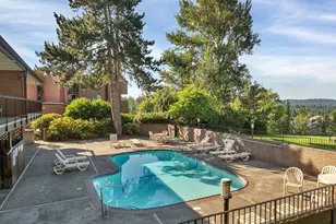 159 Oswego Summit, Lake Oswego, OR 97035 - Photo 5