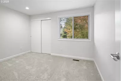 1733 Jamie Cir, West Linn, OR 97068 - Photo 19