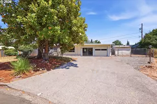 1995 Smithoak St, Eugene, OR 97404 - Photo 41