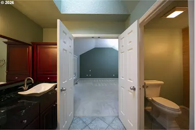 5698 Charles Cir, Lake Oswego, OR 97035 - Photo 23