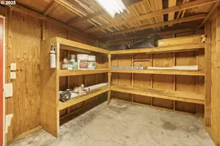 376 49th Loop, Springfield, OR 97478 - Photo 29