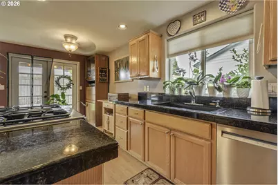 19221 Cokeron Dr, Oregon City, OR 97045 - Photo 9