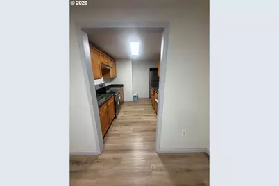 12336 SE Holgate Blvd #2, Portland, OR 97236 - Photo 7