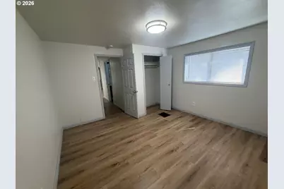 12336 SE Holgate Blvd #2, Portland, OR 97236 - Photo 3