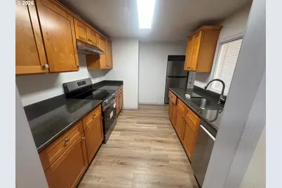 12336 SE Holgate Blvd #2, Portland, OR 97236 - Photo 9