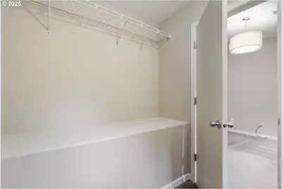 10275 NW Wilshire Ln, Portland, OR 97229 - Photo 25