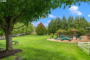 10275 NW Wilshire Ln, Portland, OR 97229 - Photo 39