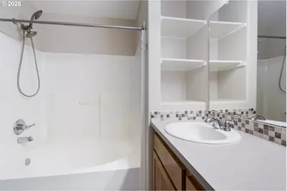 10275 NW Wilshire Ln, Portland, OR 97229 - Photo 21