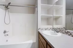 10275 NW Wilshire Ln, Portland, OR 97229 - Photo 21