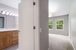 10275 NW Wilshire Ln, Portland, OR 97229 - Photo 19