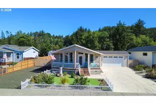 1060 Cedar Loop, Lakeside, OR 97449 - Photo 35