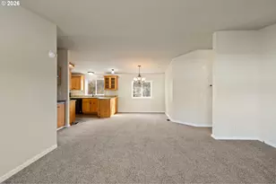 147 Dark Horse St, Roseburg, OR 97471 - Photo 9