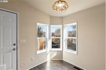 147 Dark Horse St, Roseburg, OR 97471 - Photo 23