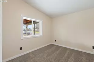 147 Dark Horse St, Roseburg, OR 97471 - Photo 39