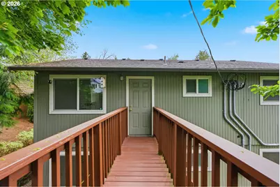 2945 SW Miles St #3, Portland, OR 97219 - Photo 5