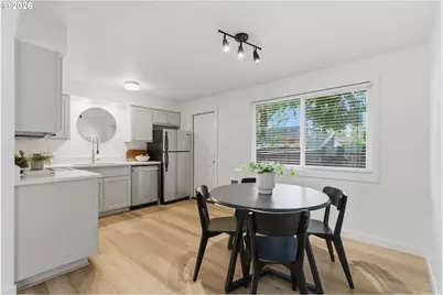 2945 SW Miles St #3, Portland, OR 97219 - Photo 11
