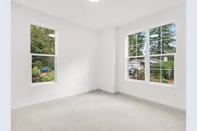 5219 SW Vacuna St, Portland, OR 97219 - Photo 9