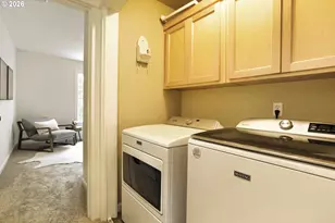 8816 SW 50th Ave, Portland, OR 97219 - Photo 23