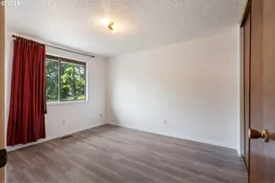 6025 SW Cherryhill Dr, Beaverton, OR 97008 - Photo 25