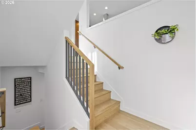 5353 SE Stark St, Portland, OR 97215 - Photo 17