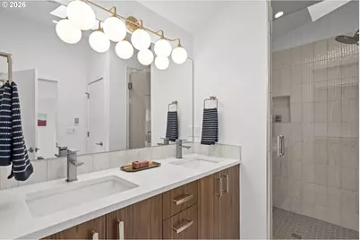 5353 SE Stark St, Portland, OR 97215 - Photo 21