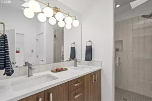 5353 SE Stark St, Portland, OR 97215 - Photo 21