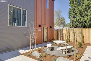 5353 SE Stark St, Portland, OR 97215 - Photo 7