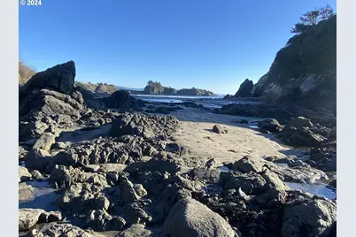 270 Allen Ln, Brookings, OR 97415 - Photo 43