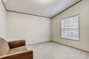 4239 SE 122nd Ave, Portland, OR 97236 - Photo 9