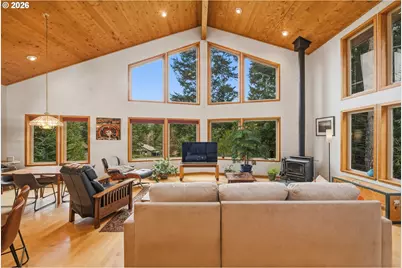 88600 Trout Pond Ln, Bandon, OR 97411 - Photo 3