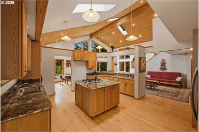 88600 Trout Pond Ln, Bandon, OR 97411 - Photo 9