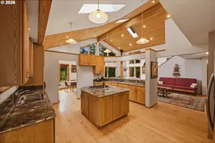 88600 Trout Pond Ln, Bandon, OR 97411 - Photo 9