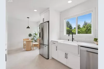 11865 SW Belvidere Pl, Portland, OR 97225 - Photo 11