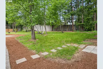 11865 SW Belvidere Pl, Portland, OR 97225 - Photo 43