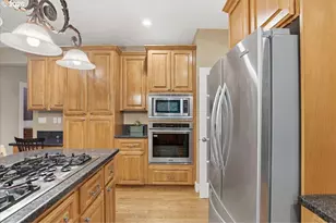 14525 SE Duke St, Portland, OR 97236 - Photo 13