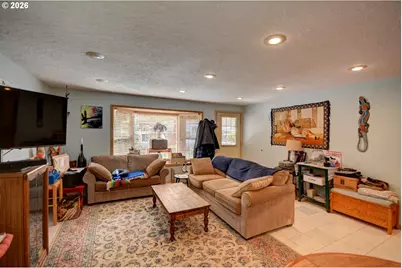 264 E Jackson St, Cannon Beach, OR 97110 - Photo 23