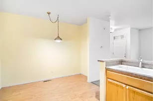 1179 SE Leander St, Hillsboro, OR 97123 - Photo 15