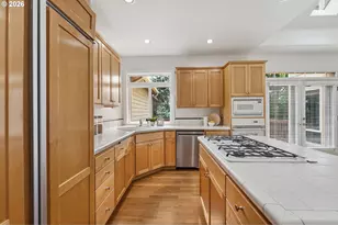 14 Morningview Ln, Lake Oswego, OR 97035 - Photo 21