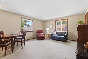 1135 SW Fellows St, McMinnville, OR 97128 - Photo 9