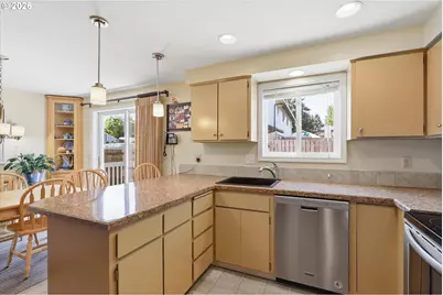 1135 SW Fellows St, McMinnville, OR 97128 - Photo 13